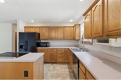 1015 Cliff Mine Rd, North Fayette, PA 15126 - Photo 7