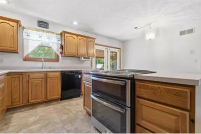 1015 Cliff Mine Rd, North Fayette, PA 15126 - Photo 9