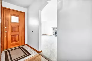 2861 Middletown Rd, Pittsburgh, PA 15204 - Photo 3