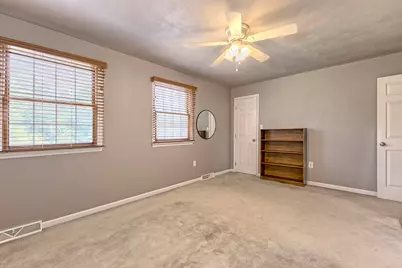 1128 Cranston Drive, Greensburg, PA 15601 - Photo 15