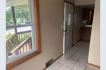 636 Lyle Drive, Hermitage, PA 16148 - Photo 3