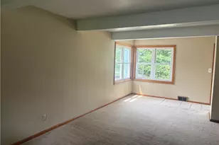 636 Lyle Dr, Hermitage, PA 16148 - Photo 5