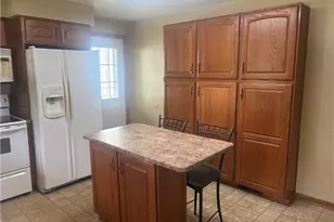 636 Lyle Dr, Hermitage, PA 16148 - Photo 9