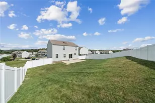 110 Norfolk Dr, Buffalo Township, PA 16055 - Photo 5
