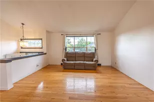 111 Mae Ln, South Union Township, PA 15401 - Photo 13