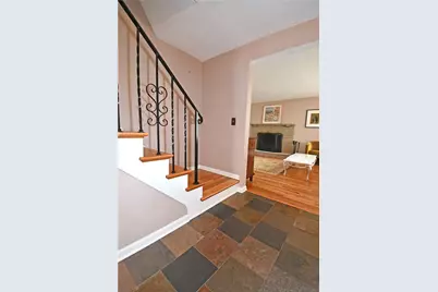 1768 Moynelle Drive, Pittsburgh, PA 15243 - Photo 17