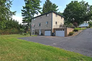 1768 Moynelle Dr, Pittsburgh, PA 15243 - Photo 37