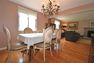 1768 Moynelle Dr, Pittsburgh, PA 15243 - Photo 9