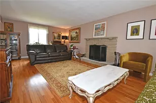 1768 Moynelle Dr, Pittsburgh, PA 15243 - Photo 5