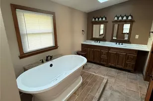 256 Finnin Rd, Allegheny Township, PA 15068 - Photo 29