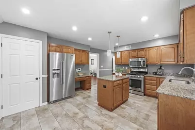 604 Jennifer Dr, Cranberry Township, PA 16066 - Photo 13