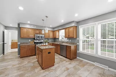 604 Jennifer Dr, Cranberry Township, PA 16066 - Photo 15