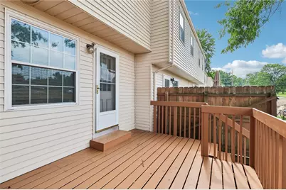 321 Laporte Ct, Cranberry Township, PA 16066 - Photo 7