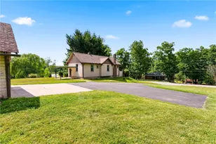 1320 Pleasant Hill Rd, Marshall, PA 15090 - Photo 37