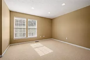208 Village Pl, Pine Township, PA 15090 - Photo 23
