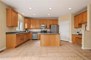 208 Village Pl, Pine Township, PA 15090 - Photo 11