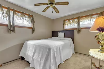7297 Steubenville Pike, North Fayette, PA 15071 - Photo 15