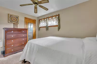 7297 Steubenville Pike, North Fayette, PA 15071 - Photo 15