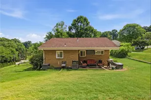1560 Rosemary Dr, Pittsburgh, PA 15090 - Photo 31