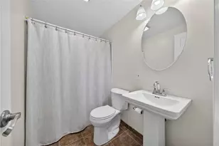 1560 Rosemary Dr, Pittsburgh, PA 15090 - Photo 21