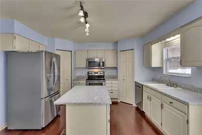 123 Stratford Ct, New Stanton, PA 15672 - Photo 17
