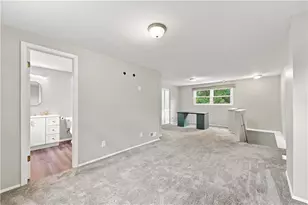 1431 Oak Dr, Pittsburgh, PA 15234 - Photo 11
