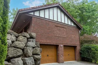 405 W Washington Boulevard, Grove City Boro, PA 16127 - Photo 3