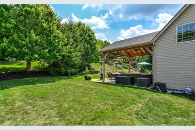 715 Breckland Drive, Seven Fields Boro, PA 16046 - Photo 35