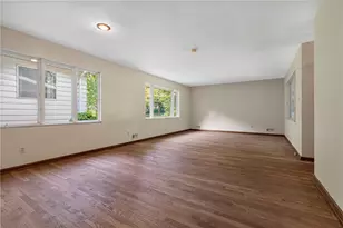 1056 Logan Rd, Bethel Park, PA 15102 - Photo 5
