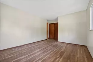 1056 Logan Rd, Bethel Park, PA 15102 - Photo 19