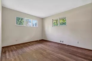 1056 Logan Rd, Bethel Park, PA 15102 - Photo 15