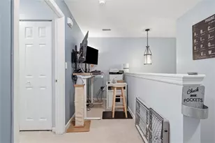 2202 Lenox Oval, Ross Twp, PA 15237 - Photo 11