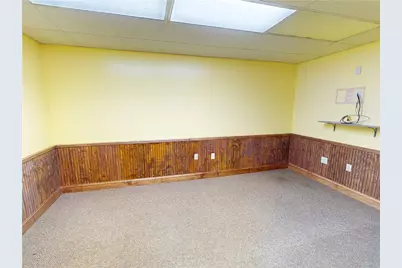 1015 E Jefferson, Twp of But NE, PA 16001 - Photo 7