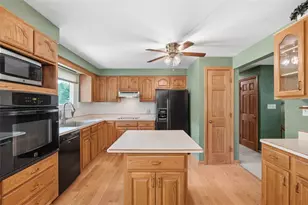 5251 Stella Dr, Hampton, PA 15044 - Photo 7