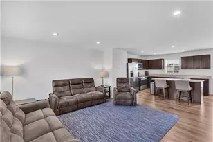 415 Fosse Ct, Lancaster Township, PA 16037 - Photo 5