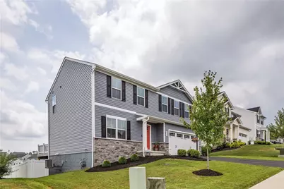 415 Fosse Ct, Lancaster Township, PA 16037 - Photo 3