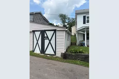 209 Howard St, McDonald, PA 15057 - Photo 3