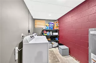 7319 Gena Ct, Pittsburgh, PA 15209 - Photo 27