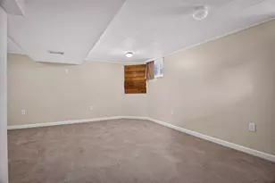 122 W Rd, Pittsburgh, PA 15209 - Photo 25