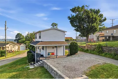 70 N Gordon St, North Union Township, PA 15401 - Photo 7