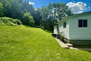512 Colonial Ave, Redstone Township, PA 15442 - Photo 3