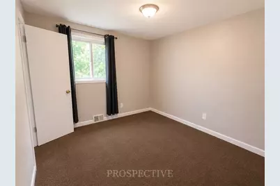 210 Erhardt Dr, Pittsburgh, PA 15235 - Photo 3