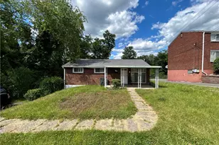 210 Erhardt Dr, Pittsburgh, PA 15235 - Photo 1