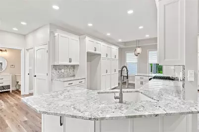 246 Tanglewood Dr, Neshannock Township, PA 16105 - Photo 7