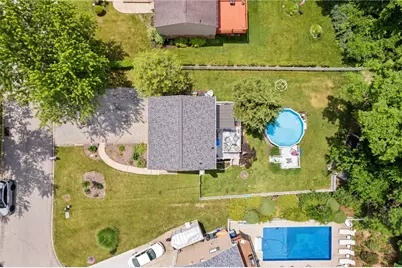 1033 Maripat Dr, South Park, PA 15129 - Photo 45