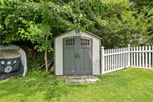 1033 Maripat Dr, South Park, PA 15129 - Photo 43