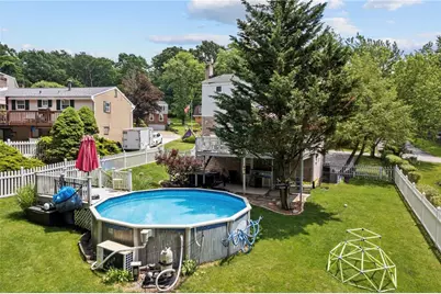 1033 Maripat Dr, South Park, PA 15129 - Photo 37