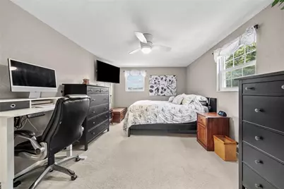 1033 Maripat Dr, South Park, PA 15129 - Photo 27