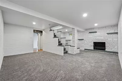 201 Hillvue Dr, Twp of But SE, PA 16001 - Photo 21