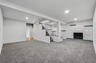 201 Hillvue Dr, Twp of But SE, PA 16001 - Photo 21